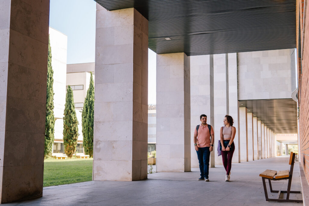 The University of Queensland: Ranking, Courses, Eligibility & More