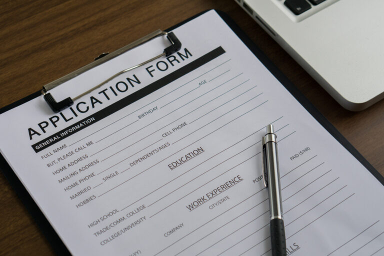 How to Create a Strong Resume for Master’s Applications