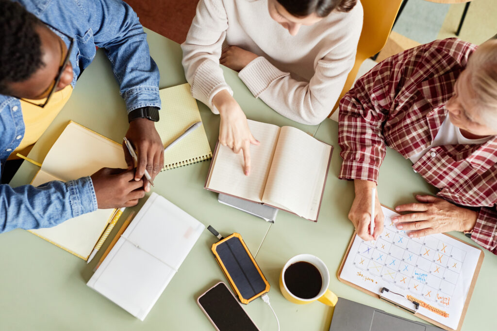 GRE and GMAT Prep for Full-Time Professionals: Guide