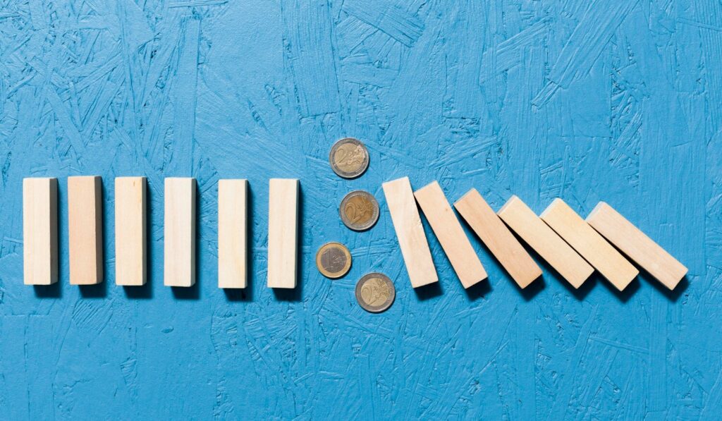 GradRight vs Leap Scholar